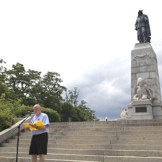 Correcting History: Educational panel installed at historic city monument